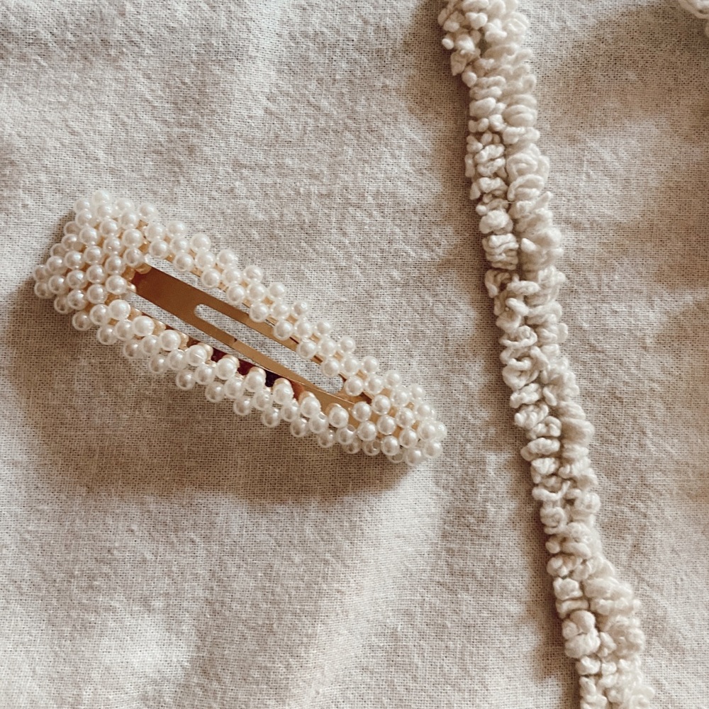 Pearl Hair Clip